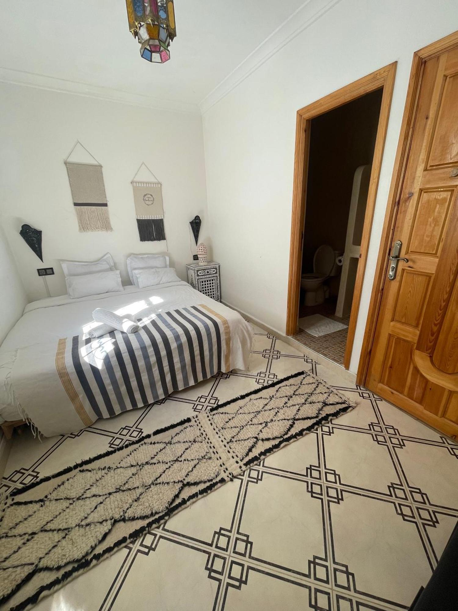 Dar El Hayet Hotell Tanger Exteriör bild
